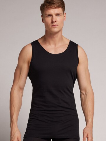 IUMAN Intimissimi Shirt in Black: front