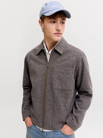 JACK & JONES Tussenjas in Bruin