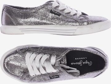 Pepe Jeans Sneakers & Trainers in 37 in Silver: front