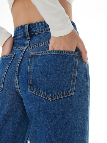 LENI KLUM x ABOUT YOU Regular Jeans 'Anna' i blå