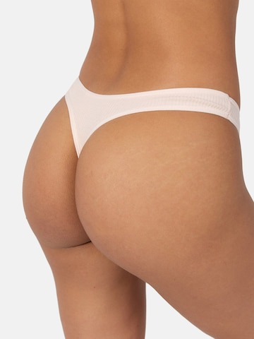 String 'F902' Tazzio en rose