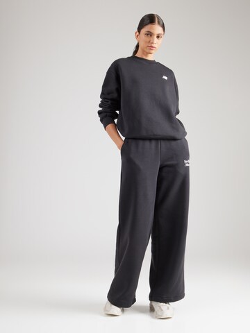 new balance Sweatshirt 'Athletics Club' in Zwart