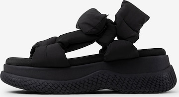 BRONX Sandalen met riem 'Bru-Te' in Zwart: voorkant