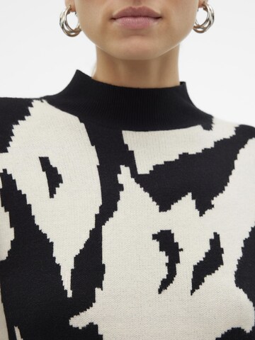 VERO MODA Gebreide jurk 'Gold' in Zwart