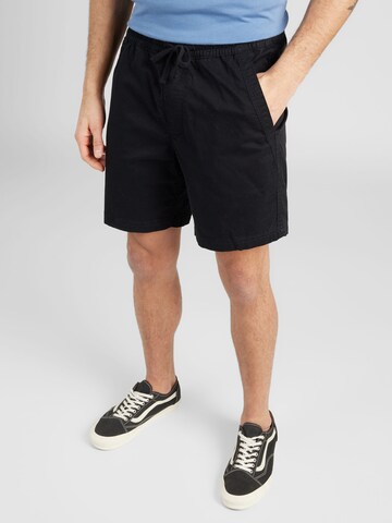 HOLLISTER Regular Pants in Black: front