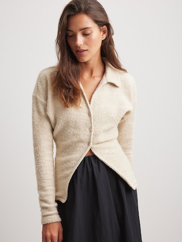 NA-KD Knit Cardigan in Beige: front