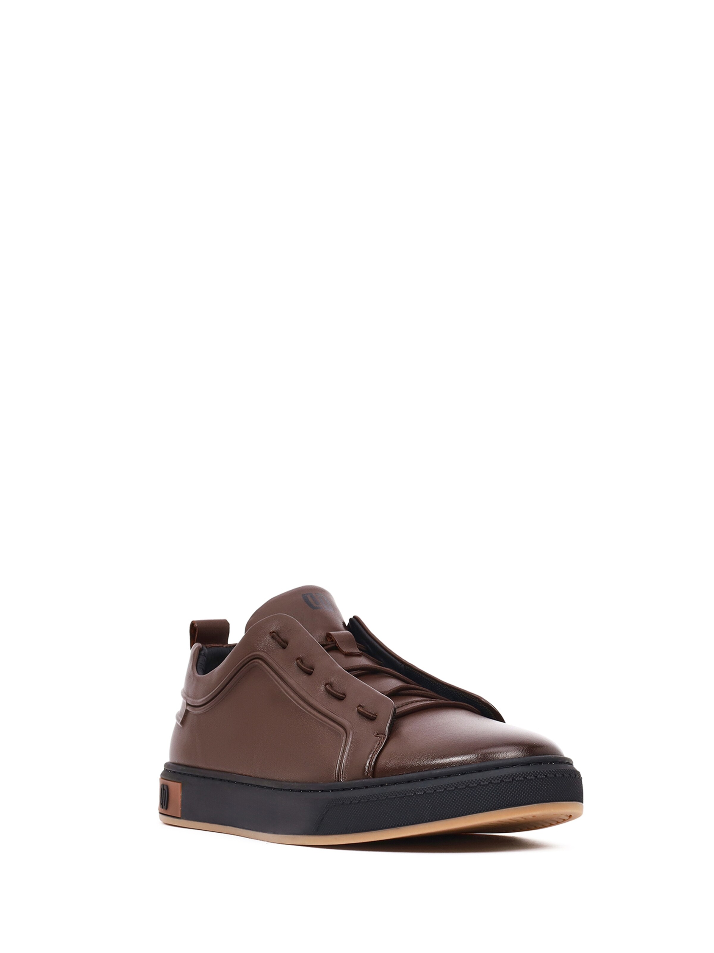 Derimod - Sapatilhas slip-on em castanho