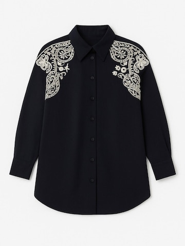 Touché Privé - Camiseta 'Embroidered Front Oversized Shirt' en negro