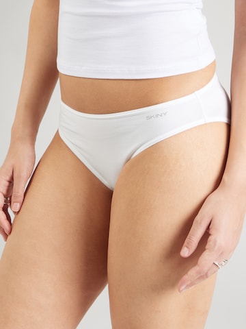 Slip di Skiny in beige: frontale