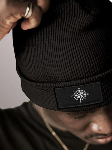 Neverless Beanie 'Kompass' in Black: front
