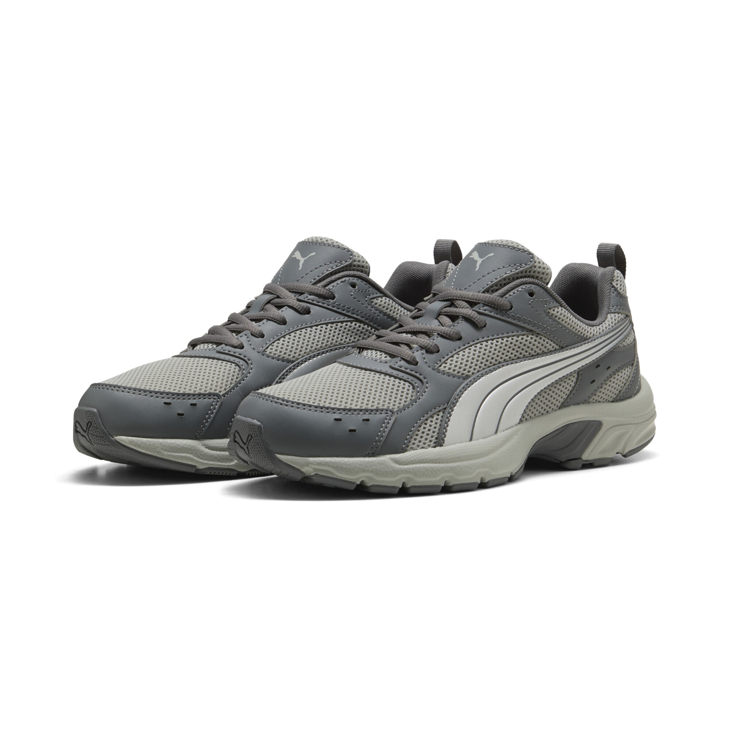 PUMA Sneaker 'Milenio Tech Light' in Grau