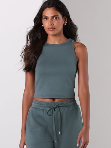 Next Top in Blau: Vorderseite