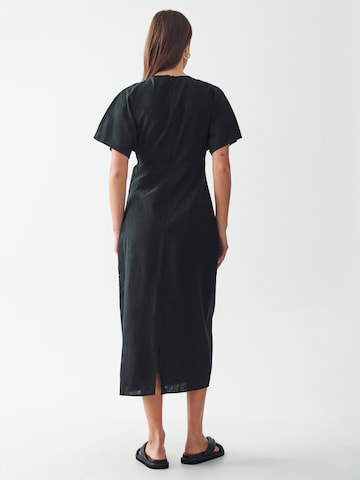Calli Φόρεμα 'ZANAH' σε μαύρο: πίσω