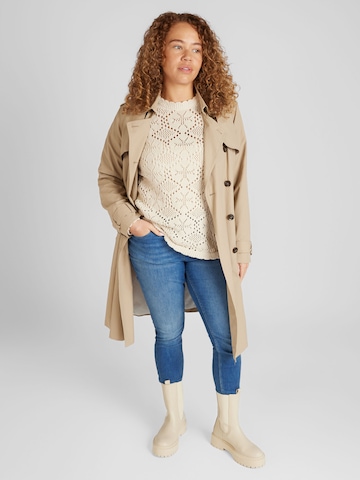 Pull-over 'GAIL' ONLY Carmakoma en beige