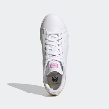 ADIDAS ORIGINALS Rövid szárú sportcipők 'Thebe Magugu Stan Smith' - fehér