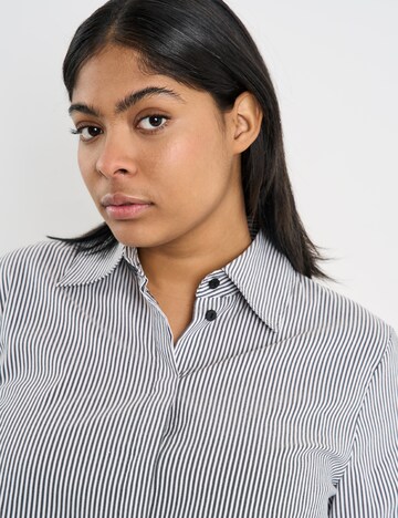 SAMOON - Blusa en azul