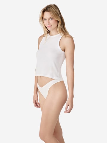 ETAM String 'John' in Pink