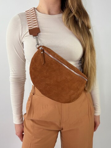 Marsupio 'TINA large' di lePelou in marrone