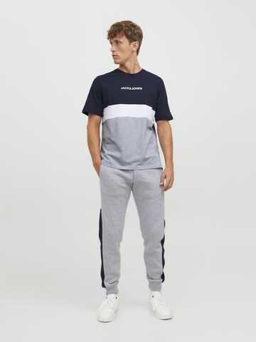 JACK & JONES Тениска 'Reid' в сиво