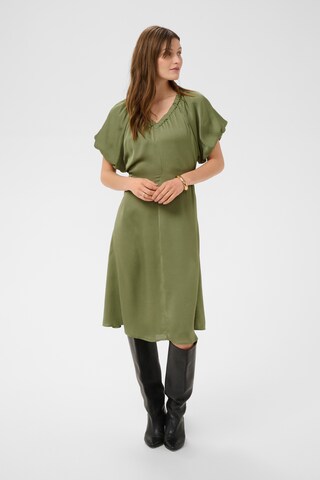 SOAKED IN LUXURY Jurk 'SLParis' in Groen: voorkant