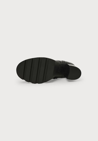 Bottines à lacets 'NEELA' GUESS en noir