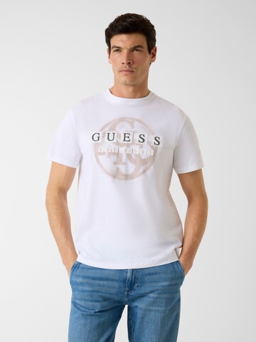 GUESS Футболка в Белый: спереди