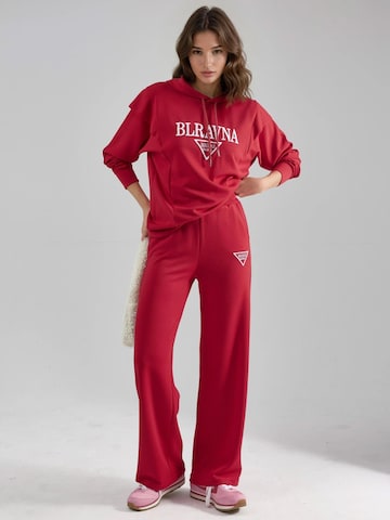 Hiccup Broekpak in Rood: voorkant