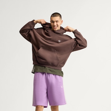 ADIDAS ORIGINALS Sweatshirt i brun: framsida