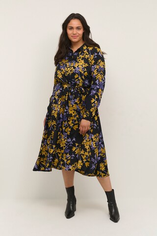 Robe-chemise 'Olivia' KAFFE CURVE en noir : devant