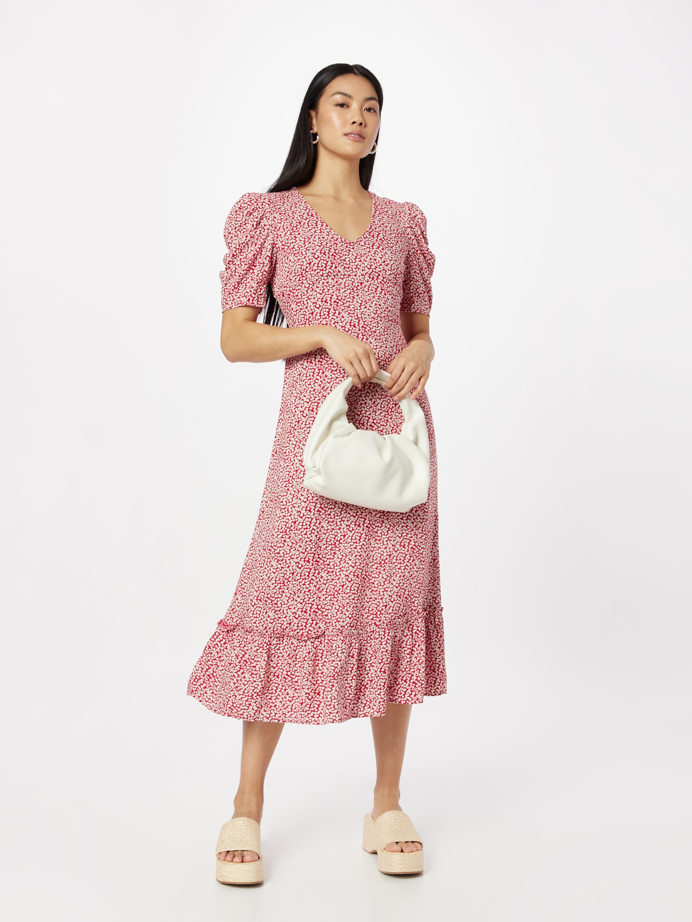Dorothy perkins shop ghost