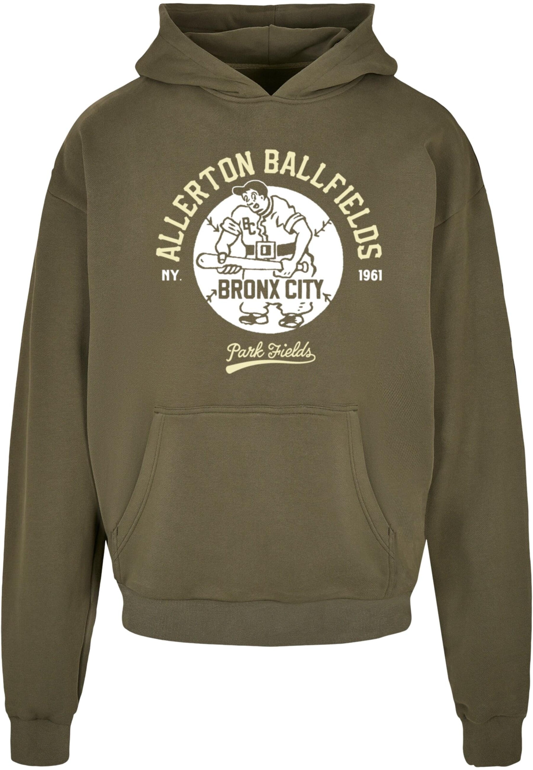 Merchcode Sweatshirt 'Park Fields - Bronx' in Green: front