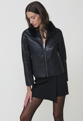 KOROSHI Tussenjas in Zwart