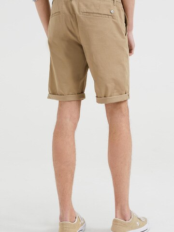 WE Fashion Slimfit Shorts in Beige