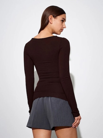 Dilvin Shirt in Brown