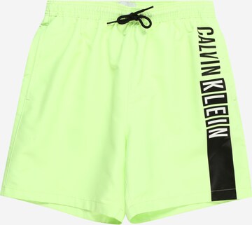 Calvin Klein Swimwear Zwemshorts 'Intense Power' in Groen: voorkant