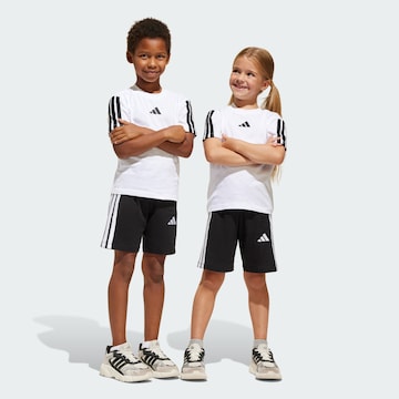 ADIDAS SPORTSWEAR Tepláková souprava 'Essentials' – bílá: přední strana