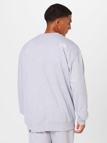 THE NORTH FACE - Sweatshirt 'Essential' em cinzento