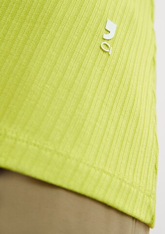 comma casual identity - Top en amarillo