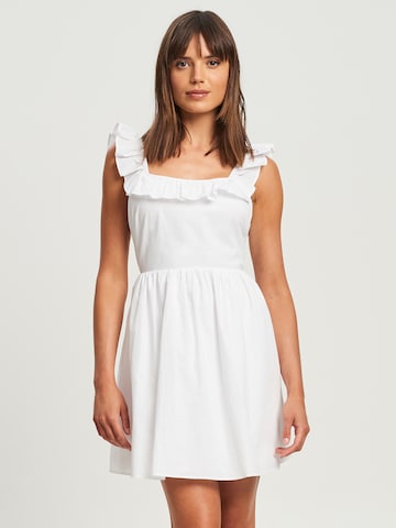 Robe 'CECILE' Sável en blanc : devant