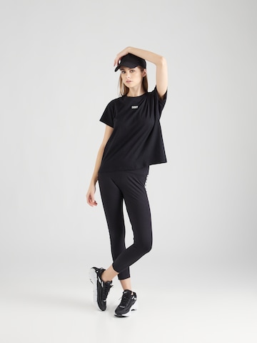 DKNY Performance - Camiseta en negro