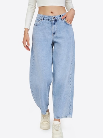 Imily Bela Baggy Jeans in Blauw: voorkant
