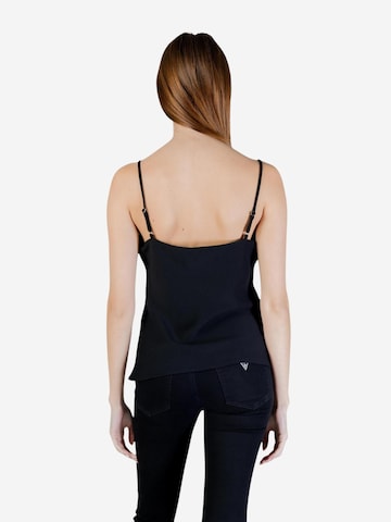 Top 'NEW SL CAROLINE LOGO TANK W6GH30 W1845' di GUESS in nero