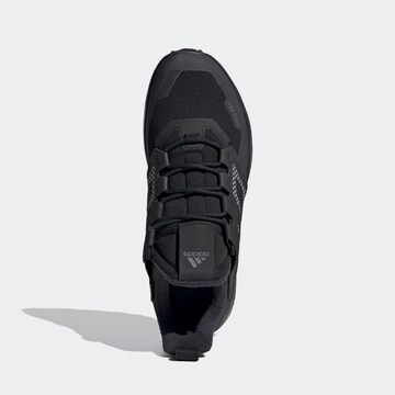 Chaussure basse 'Trailmaker' ADIDAS TERREX en noir