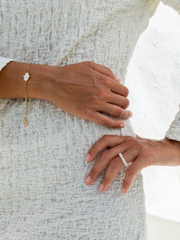 Made by Nami Ring in White