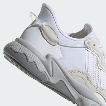 ADIDAS ORIGINALS Sneakers 'OZWEEGO' in White