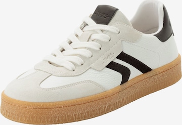 Baskets basses Tamaris en blanc : devant