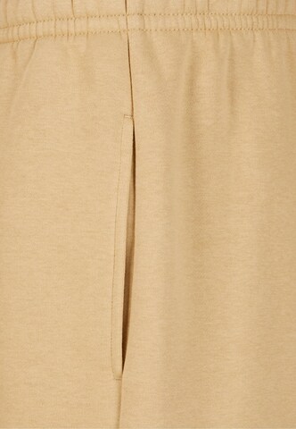 Effilé Pantalon Urban Classics en beige