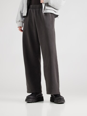 Wide leg Pantaloni di WEEKDAY in marrone: frontale