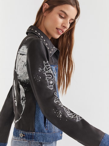 Desigual Between-Season Jacket in Black