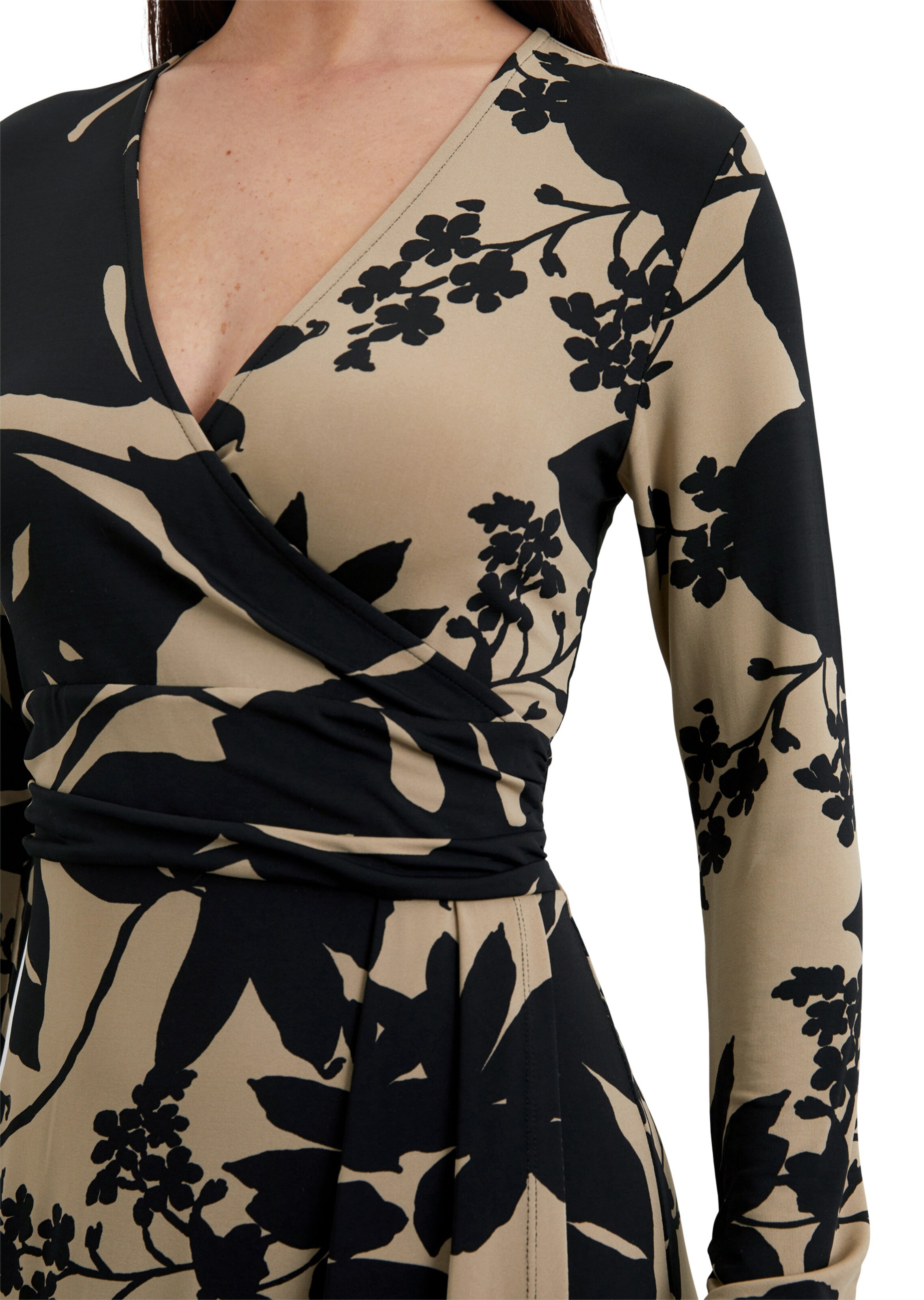 Marc O'Polo Dress in Brown